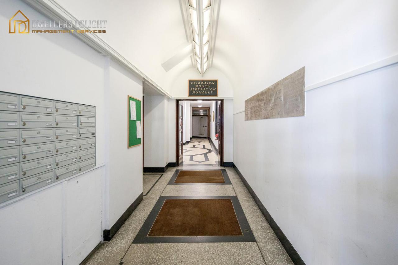 Entire 2 Bed Flat Plaistow,canning Town Prime Location In Appartamento Londra
